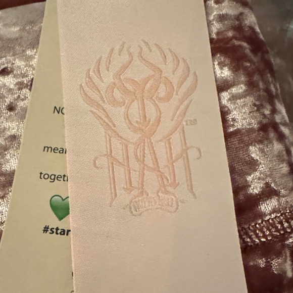 We Are Hah CRUSHED VELVET STIRRUP LEGGINGS IN CAFE LATTE SIZE SMALL - Picture 2 of 5